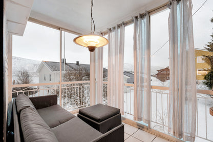 Spacious 2‑BedRoom, Main‑Floor Flat | Garden Access | Central Position & Quiet Comfort