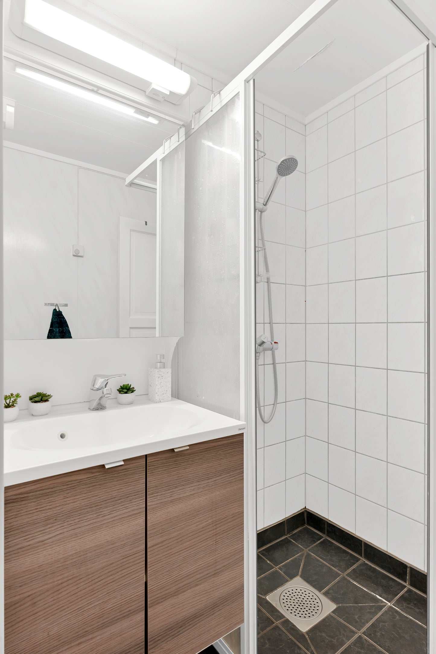 Top Floor, 1-Bedroom Apartment, With Living Room Fjord View – Central Position & Quiet Comfort